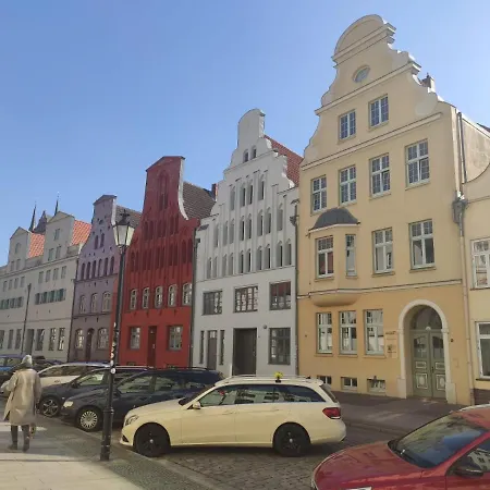 Altstadt Luebsche Strasse Wißmar Buitenkant foto